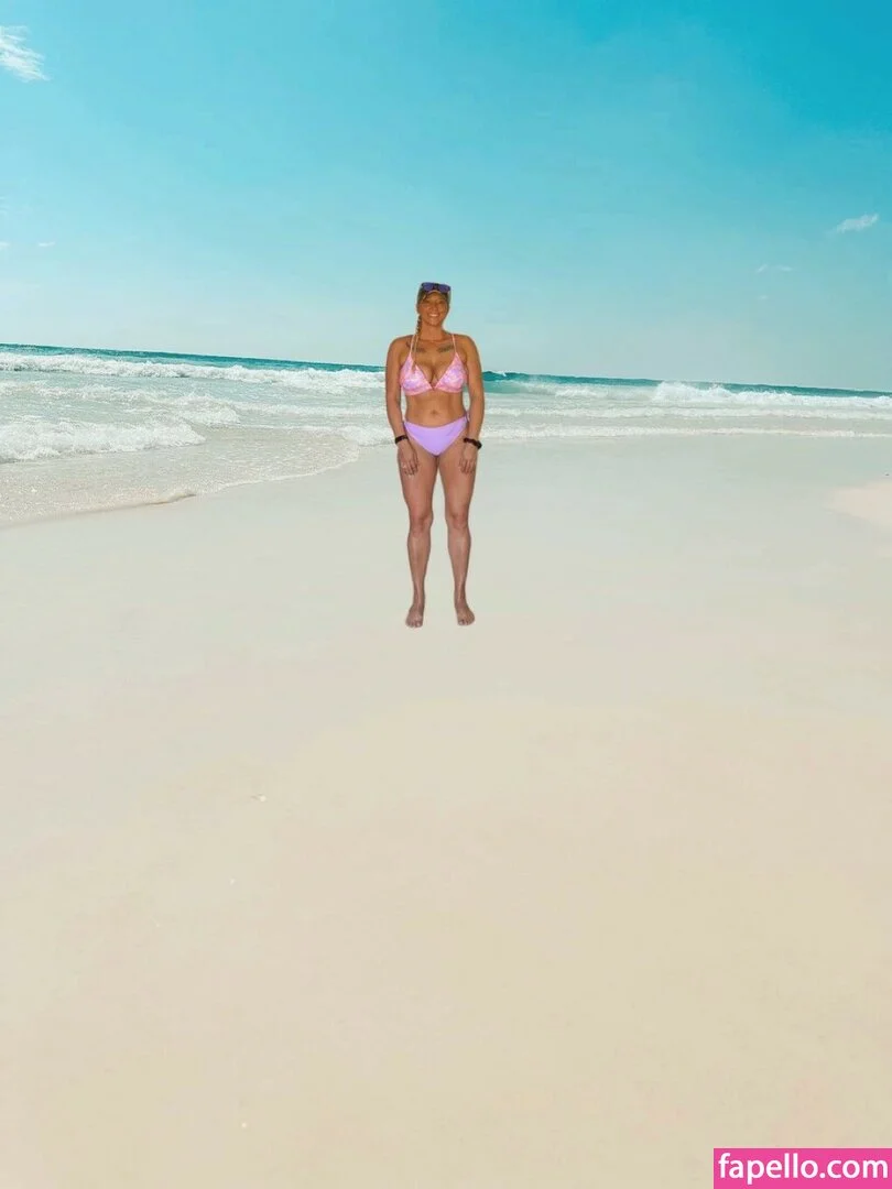 bigtitsmcgee612 Onlyfans Photo Gallery 