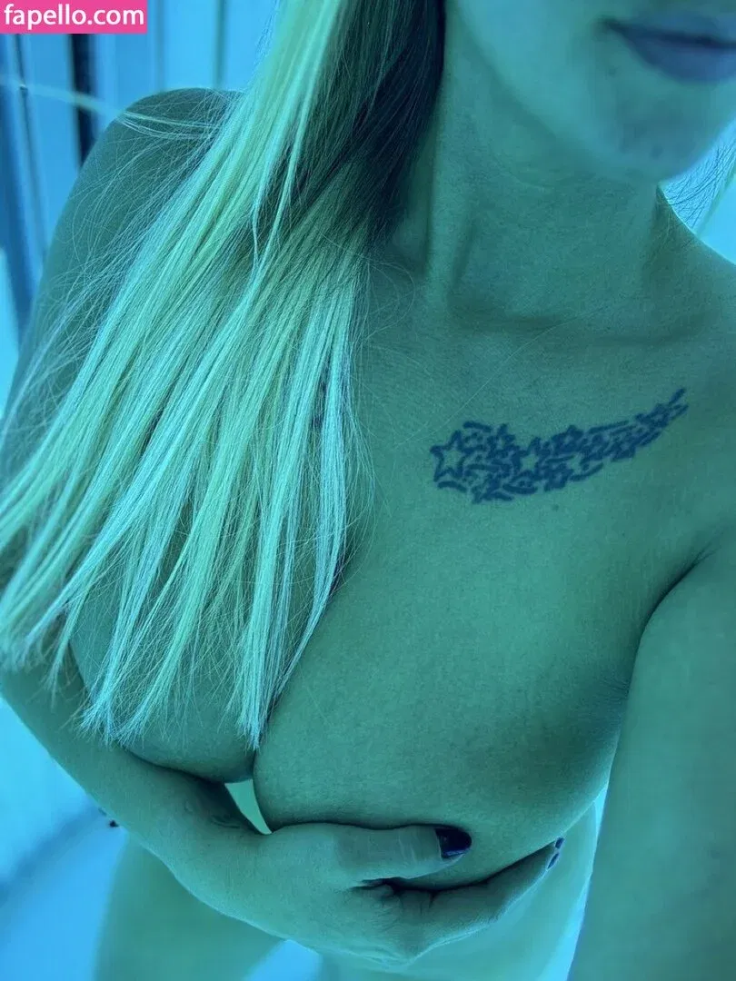 bigtitsmcgee612 Onlyfans Photo Gallery 