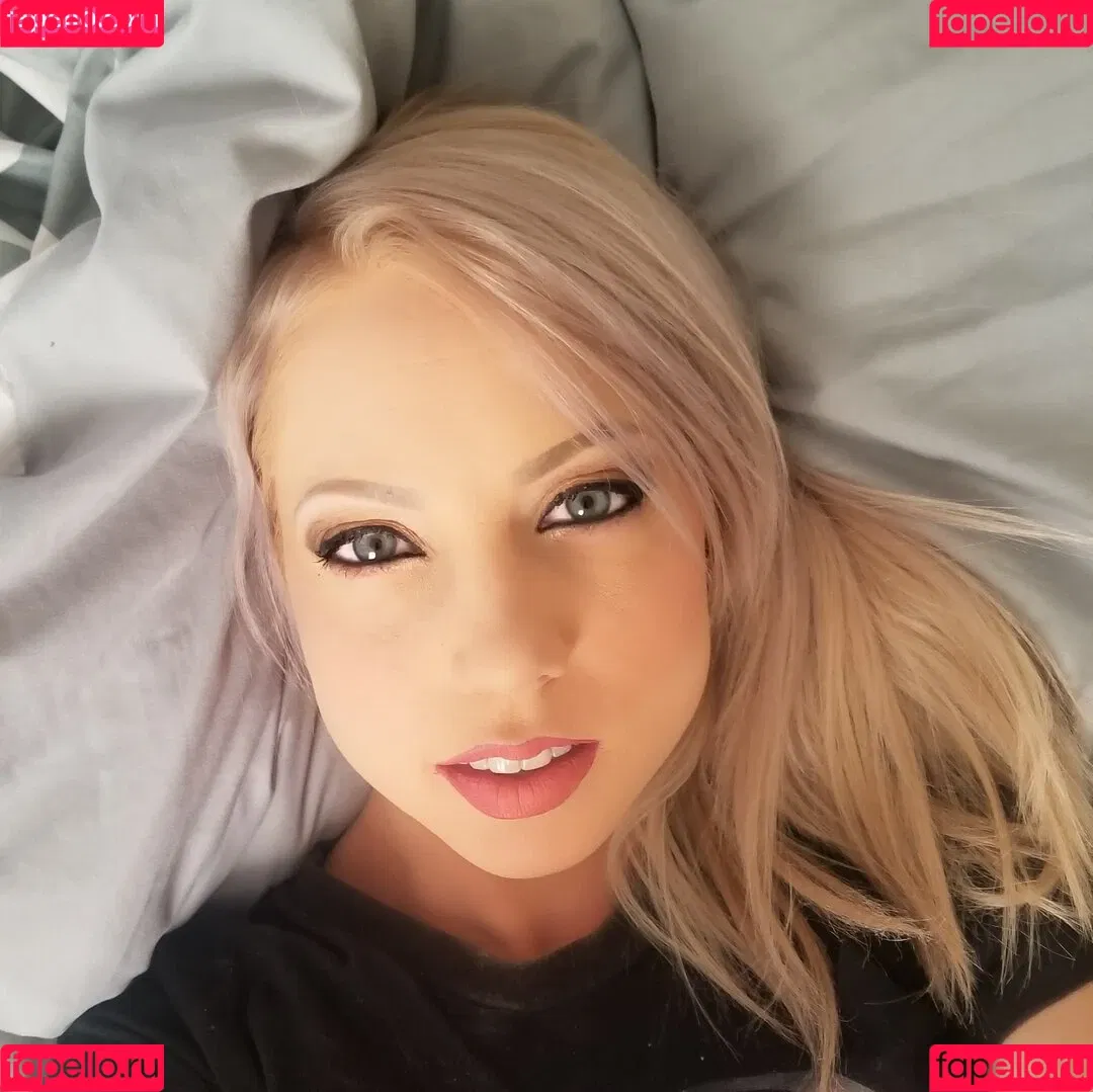 shawnalenee Onlyfans Photo Gallery 