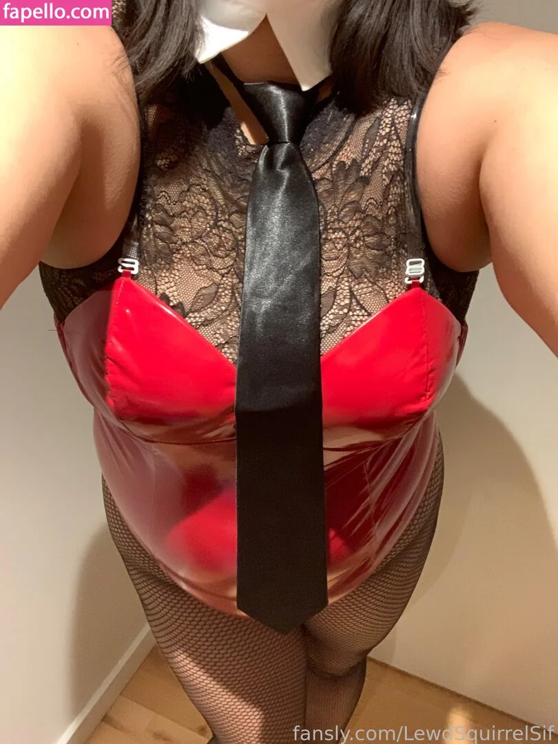 Sif Avellana Onlyfans Photo Gallery 