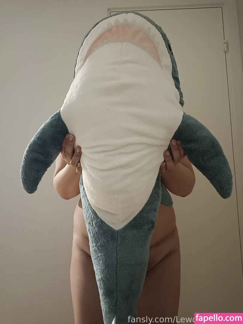 Sif Avellana Onlyfans Photo Gallery 