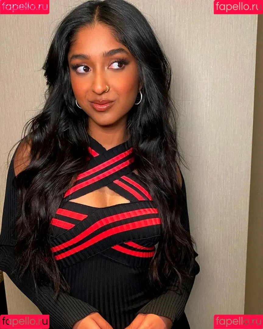 Maitreyi Ramakrishnan Onlyfans Photo Gallery 