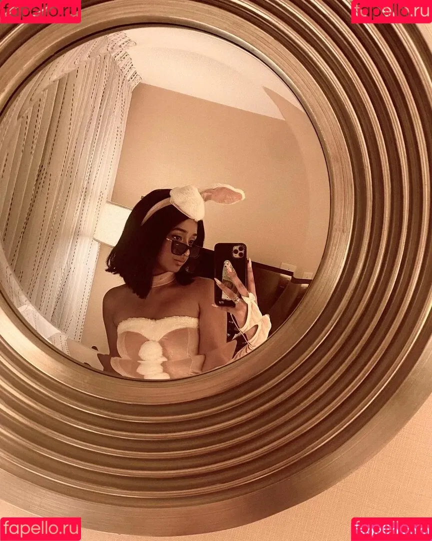 Maitreyi Ramakrishnan Onlyfans Photo Gallery 