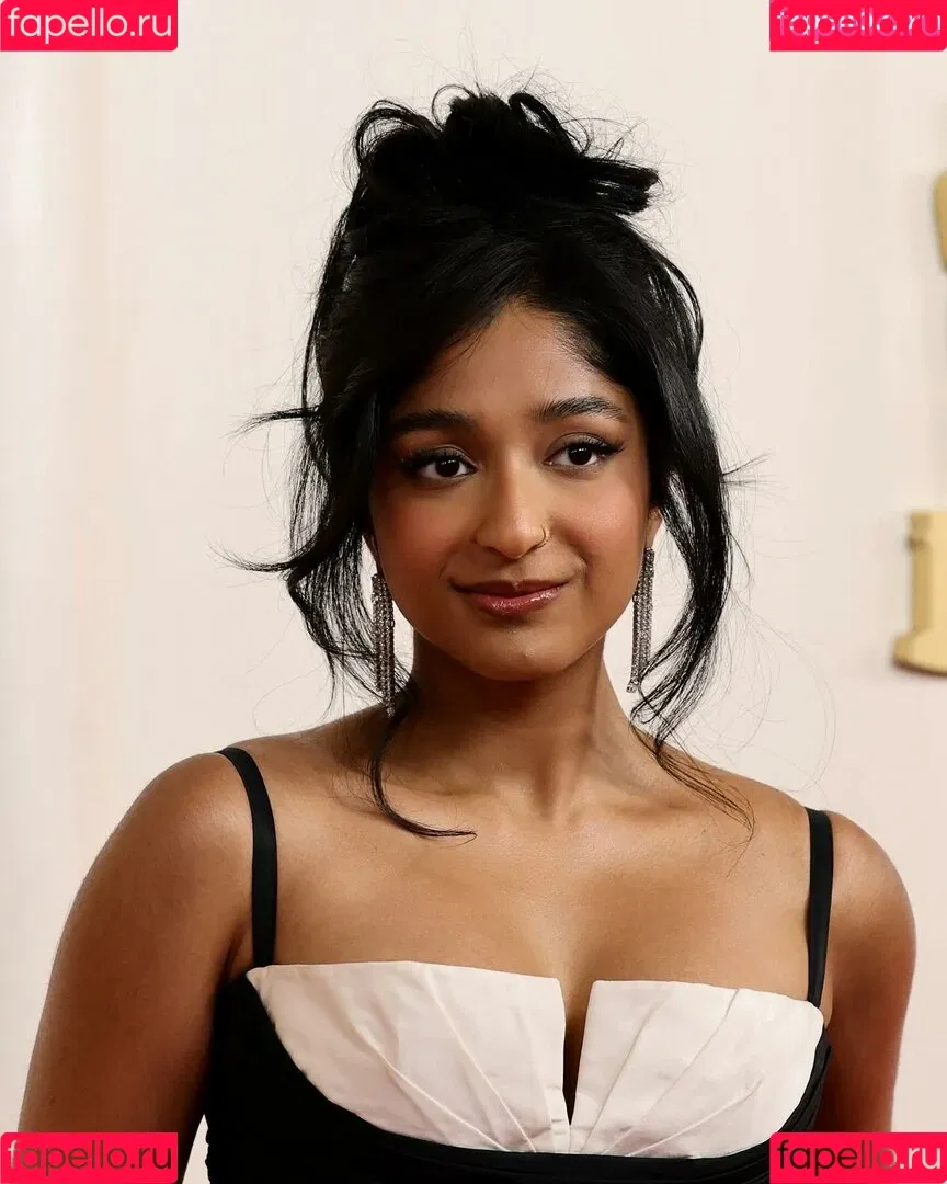 Maitreyi Ramakrishnan Onlyfans Photo Gallery 