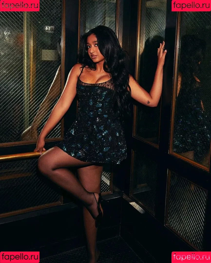 Maitreyi Ramakrishnan Onlyfans Photo Gallery 