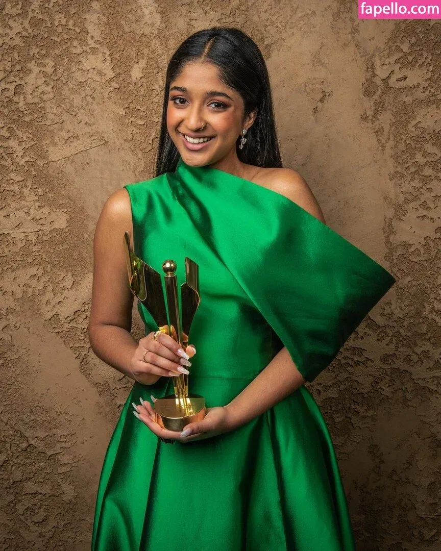 Maitreyi Ramakrishnan Onlyfans Photo Gallery 