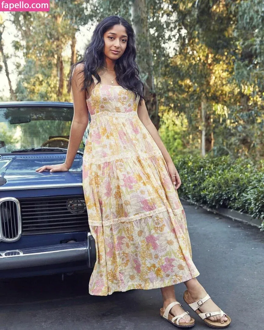 Maitreyi Ramakrishnan Onlyfans Photo Gallery 