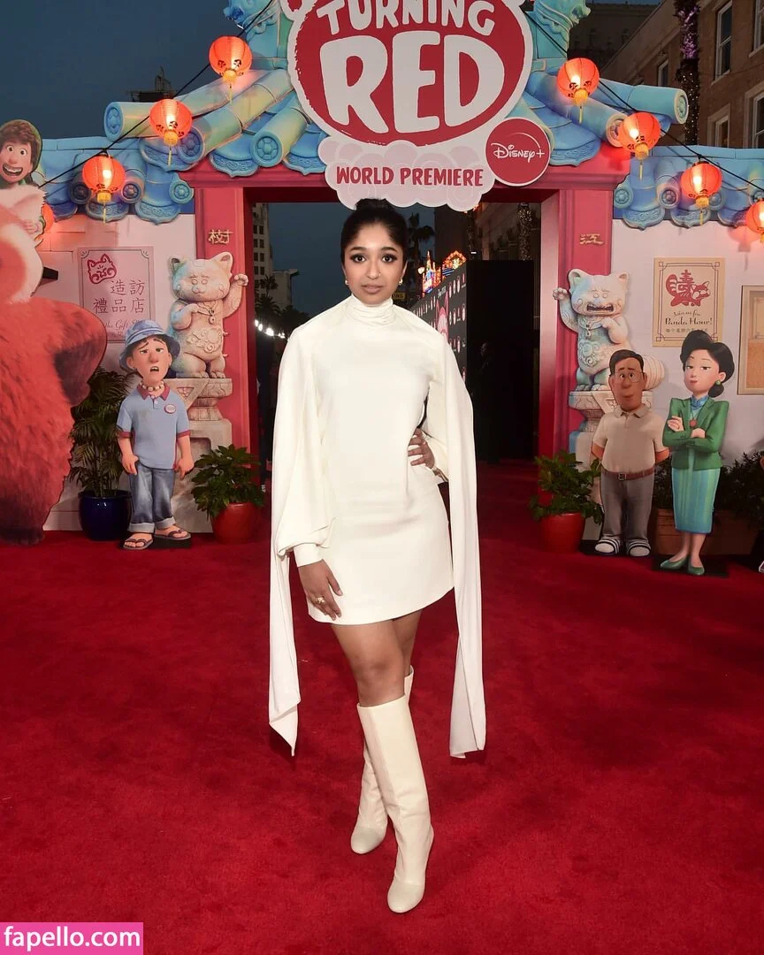 Maitreyi Ramakrishnan Onlyfans Photo Gallery 