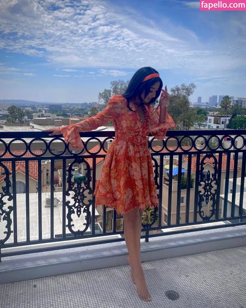 Maitreyi Ramakrishnan Onlyfans Photo Gallery 