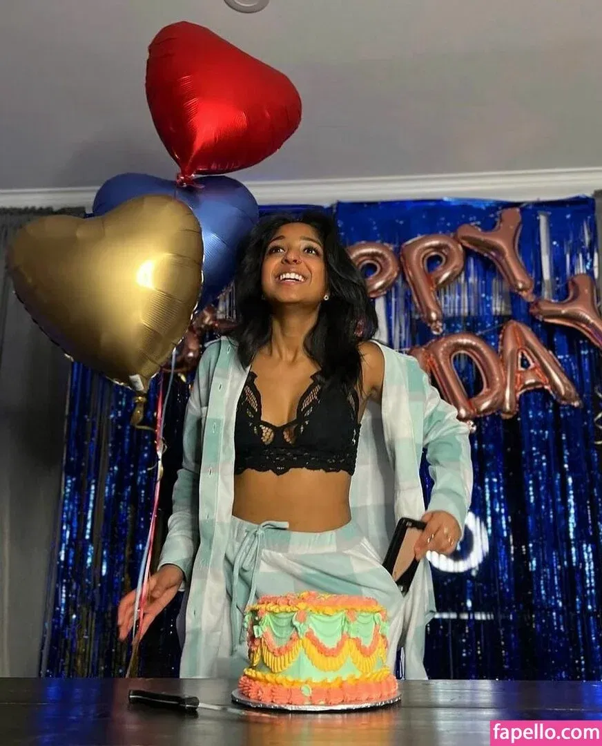 Maitreyi Ramakrishnan Onlyfans Photo Gallery 