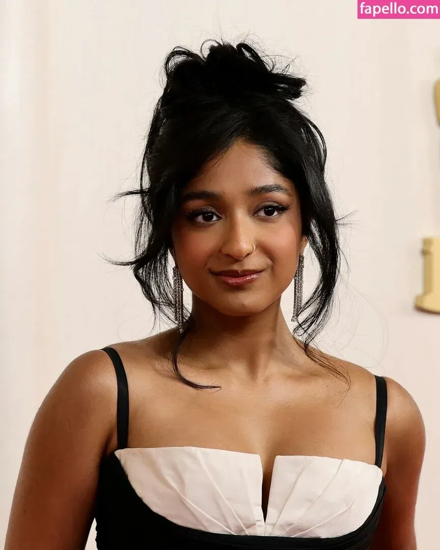 Maitreyi Ramakrishnan Onlyfans Photo Gallery 