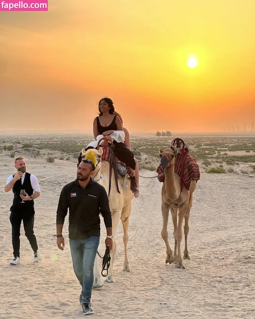 Maitreyi Ramakrishnan Onlyfans Photo Gallery 