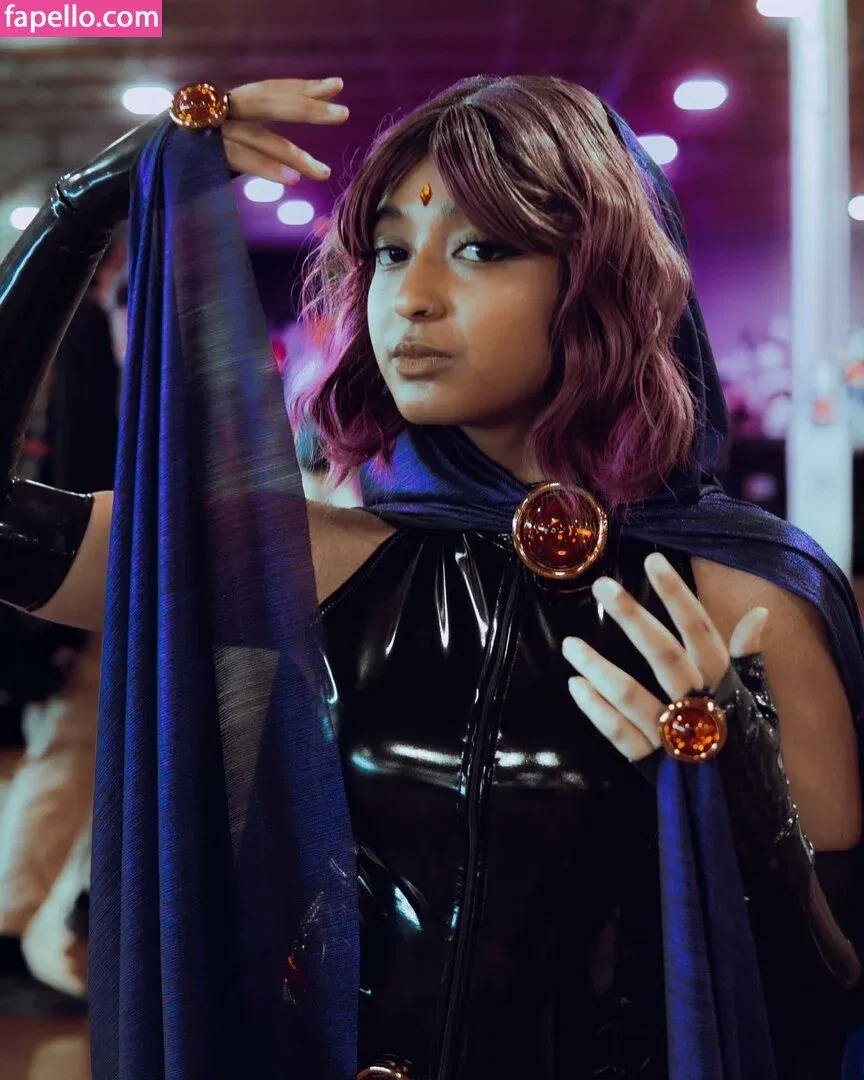 Maitreyi Ramakrishnan Onlyfans Photo Gallery 