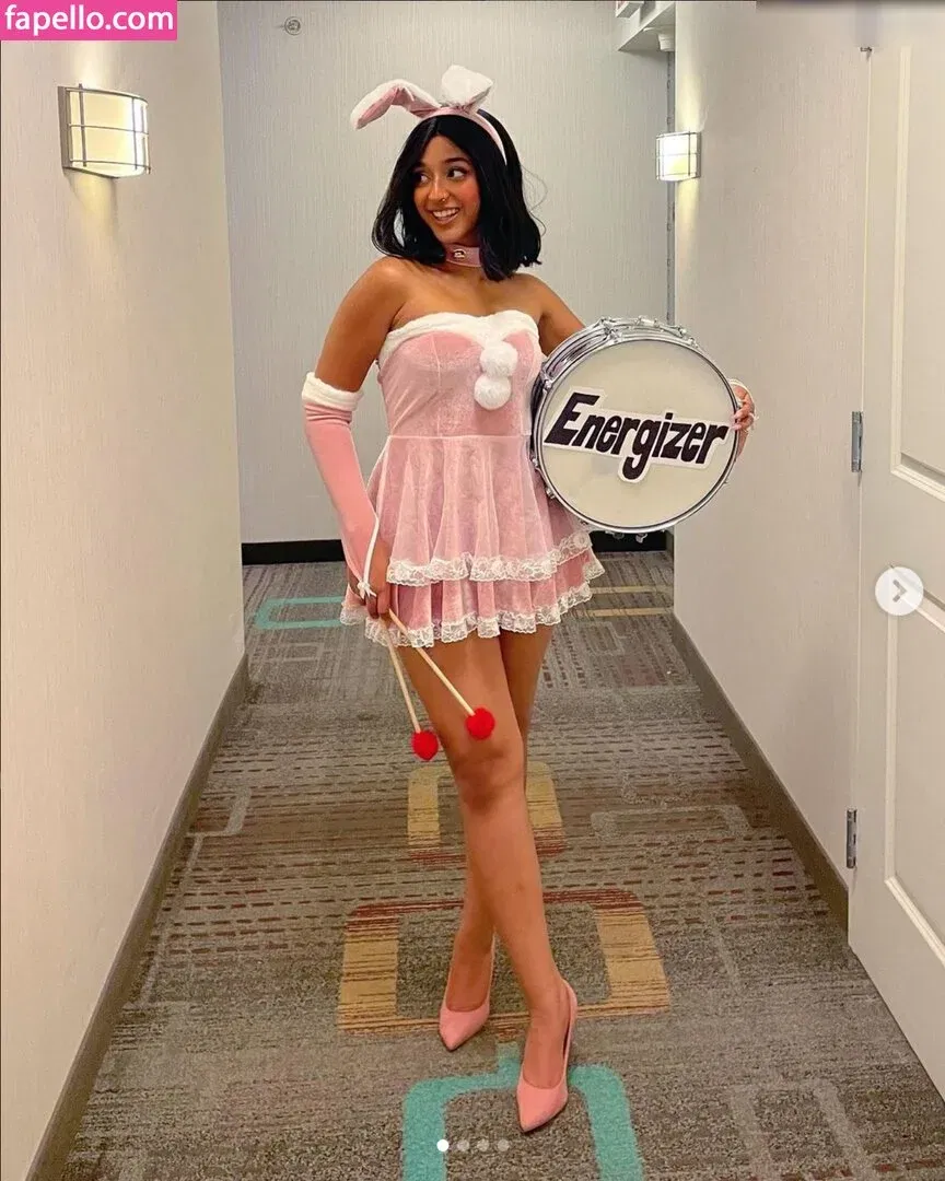 Maitreyi Ramakrishnan Onlyfans Photo Gallery 