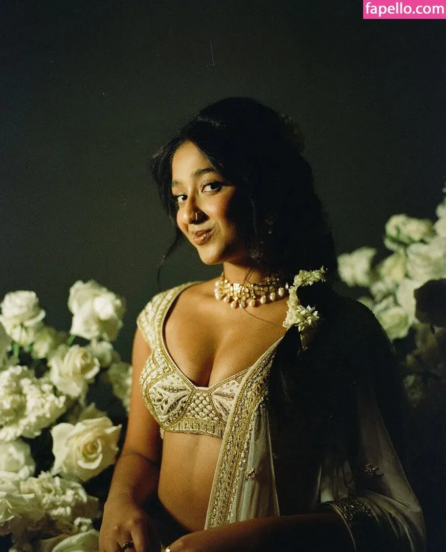 Maitreyi Ramakrishnan Onlyfans Photo Gallery 