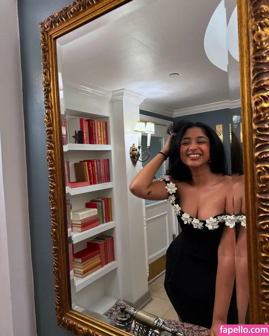 Maitreyi Ramakrishnan Onlyfans Photo Gallery 