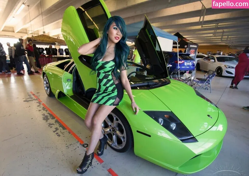 evelynxx / evelynexyz / supportorfeed Onlyfans Photo Gallery 