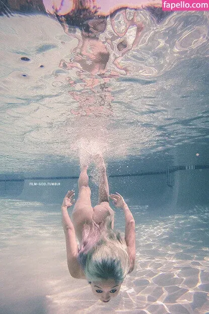 evelynxx / evelynexyz / supportorfeed Onlyfans Photo Gallery 