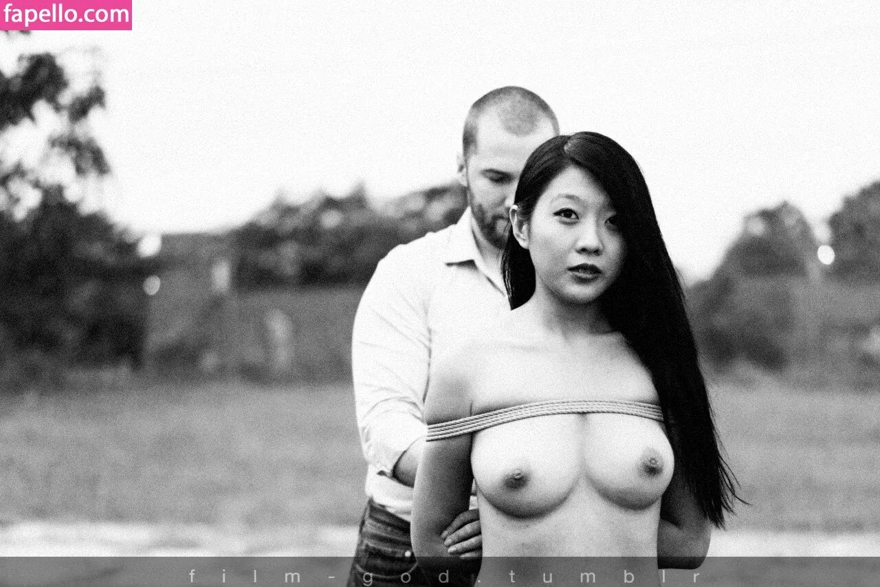 evelynxx / evelynexyz / supportorfeed Onlyfans Photo Gallery 