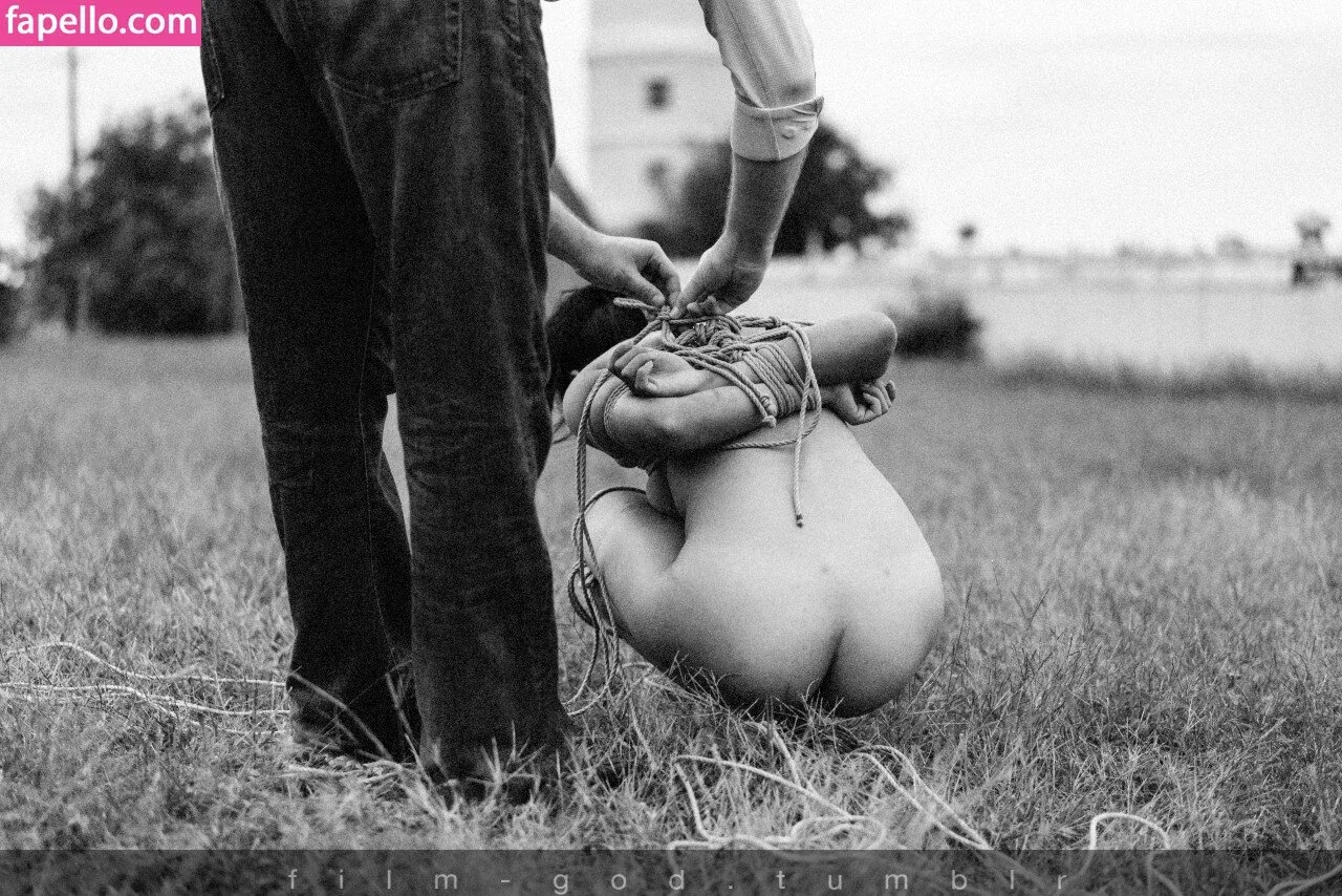 evelynxx / evelynexyz / supportorfeed Onlyfans Photo Gallery 