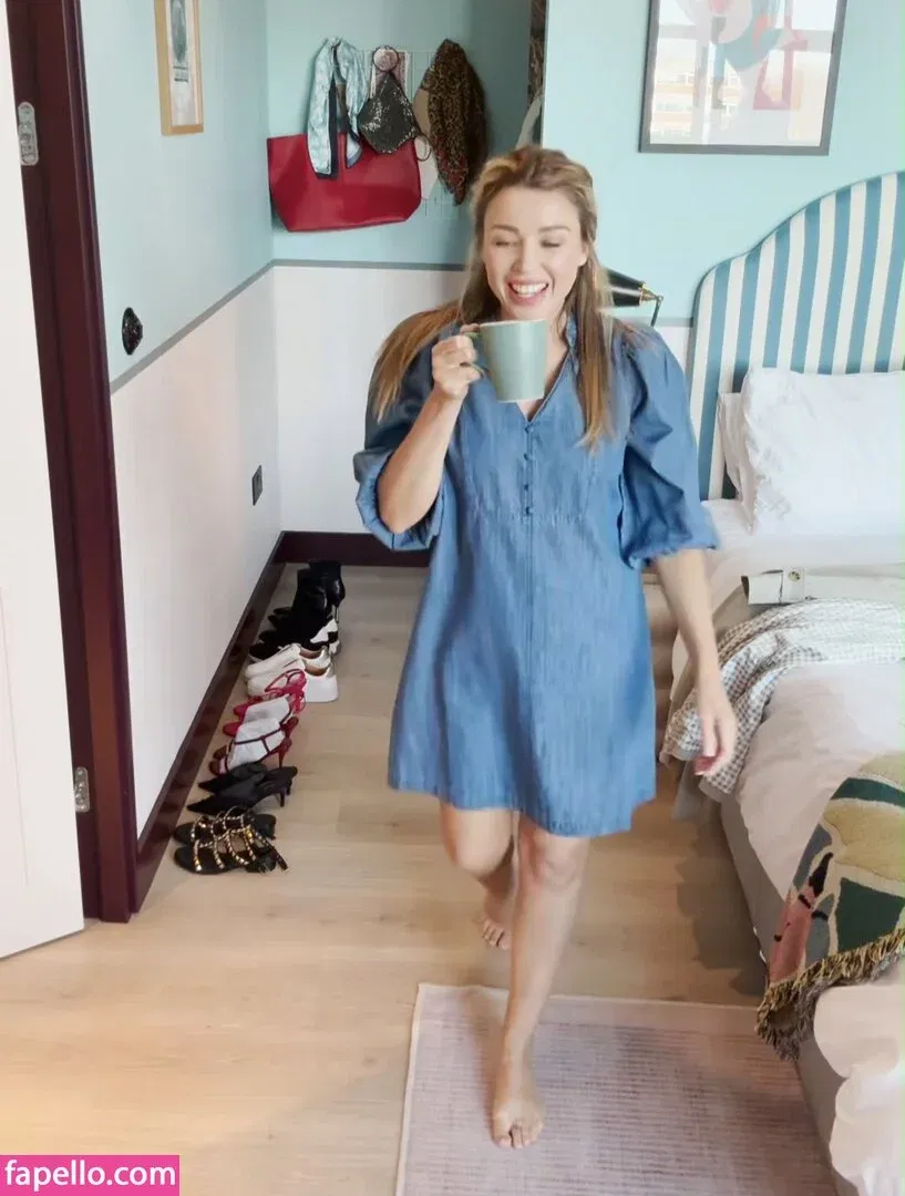 Dannii Minogue Onlyfans Photo Gallery 