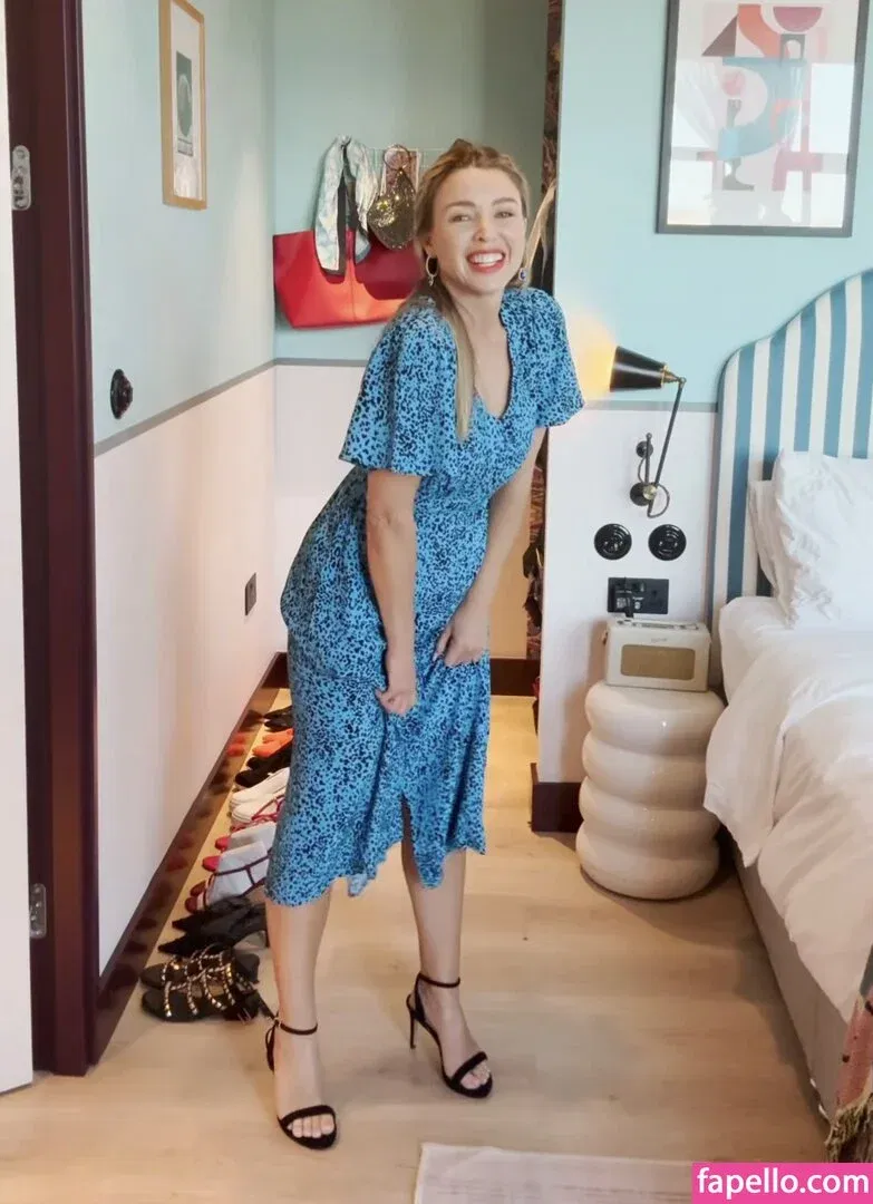 Dannii Minogue Onlyfans Photo Gallery 