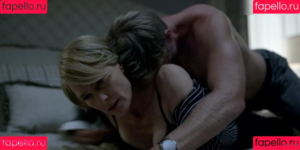 Robin Wright Onlyfans Photo Gallery 
