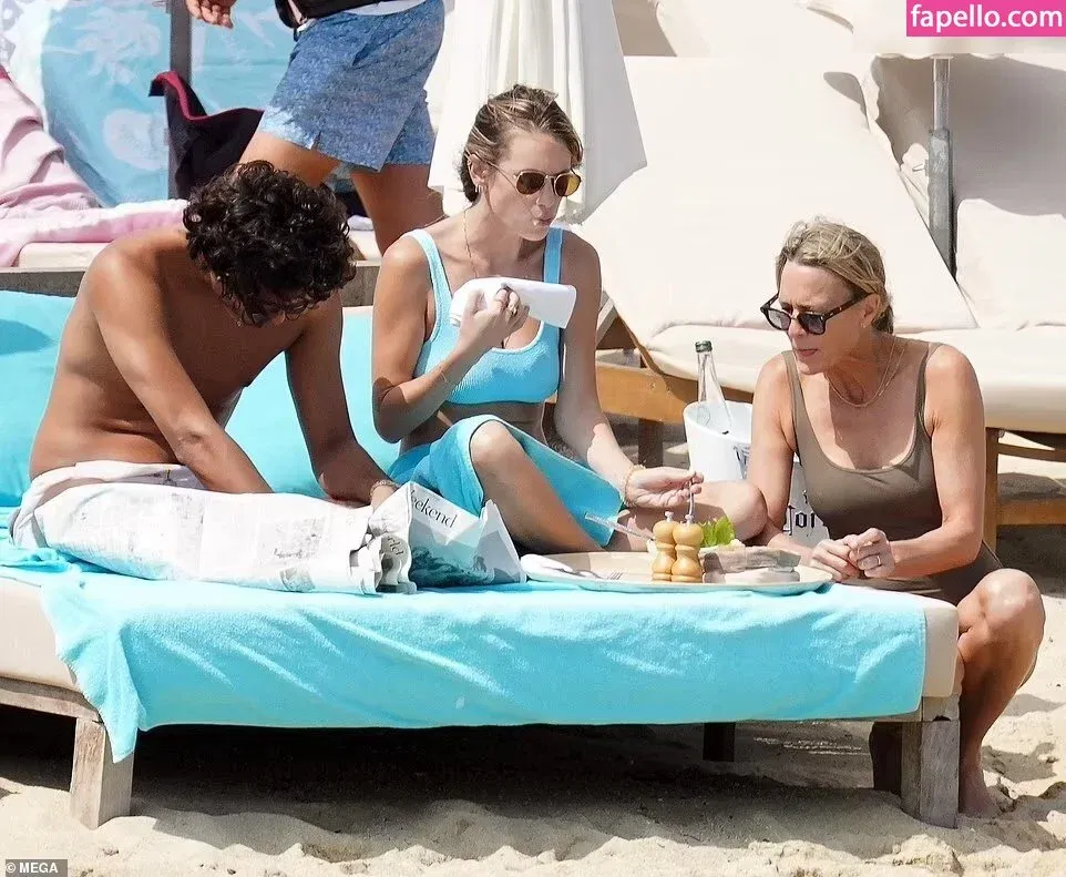 Robin Wright Onlyfans Photo Gallery 