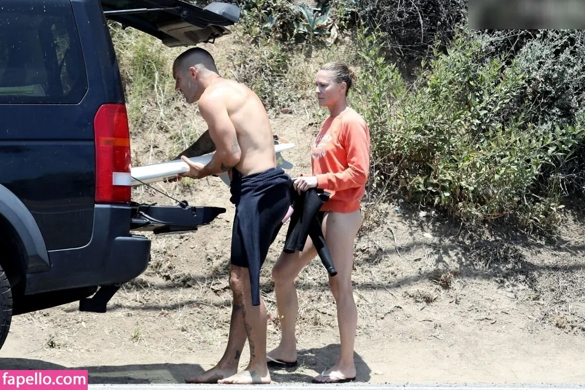 Robin Wright Onlyfans Photo Gallery 