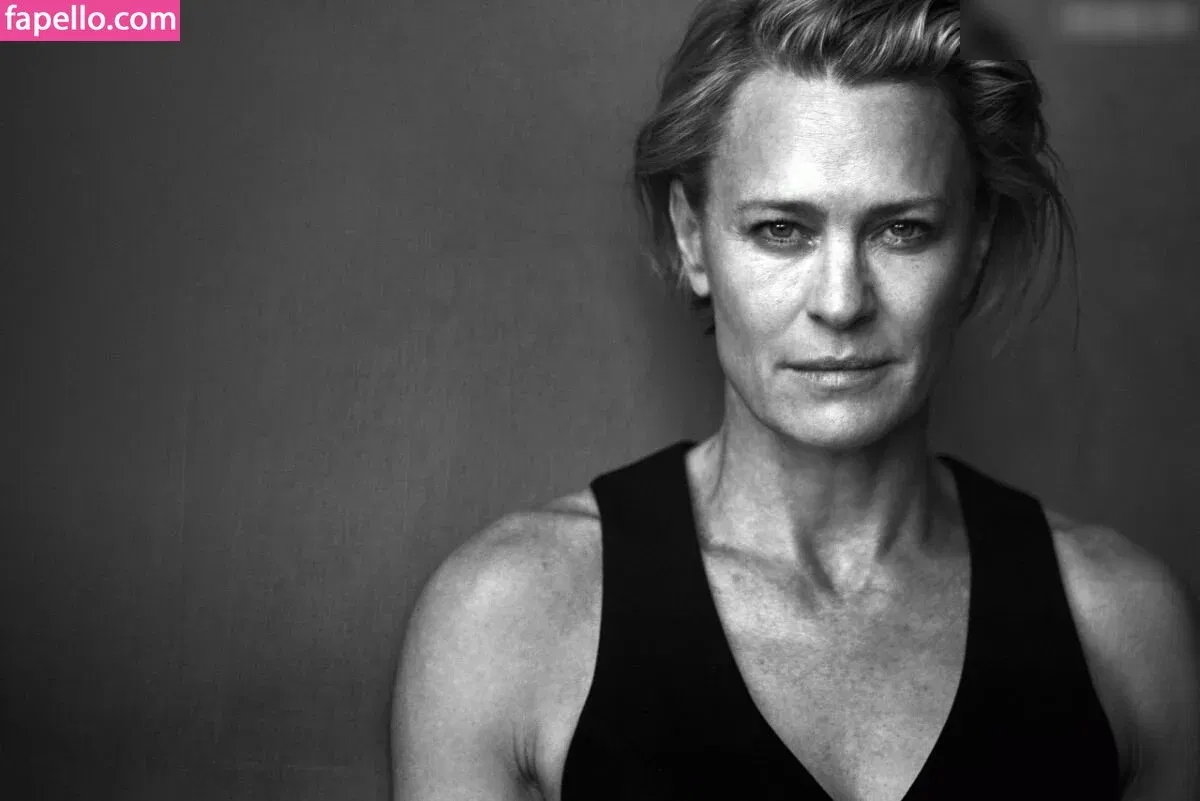 Robin Wright Onlyfans Photo Gallery 