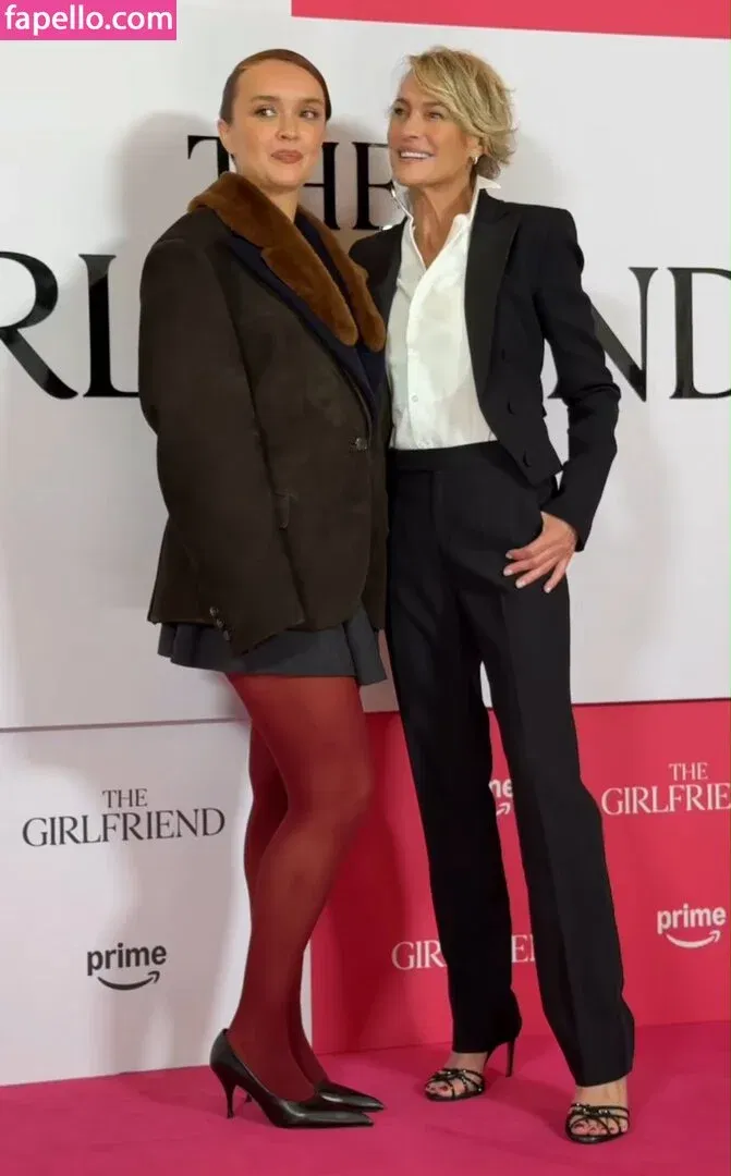 Robin Wright Onlyfans Photo Gallery 