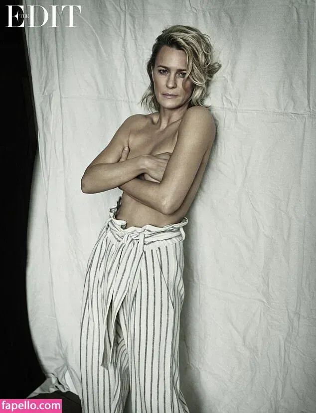 Robin Wright Onlyfans Photo Gallery 