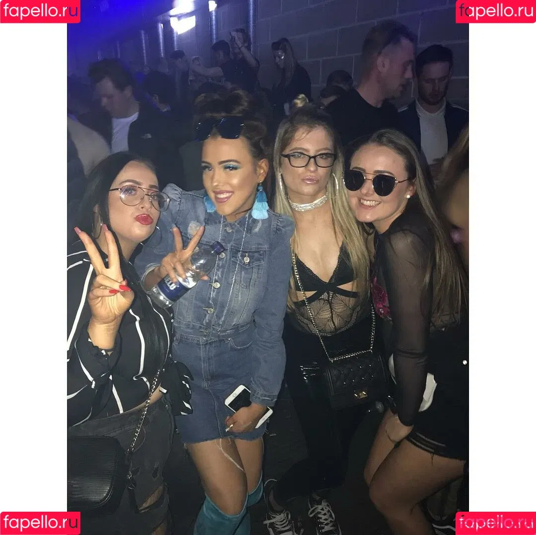 Bobbie Cook Onlyfans Photo Gallery 