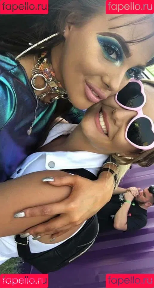 Bobbie Cook Onlyfans Photo Gallery 