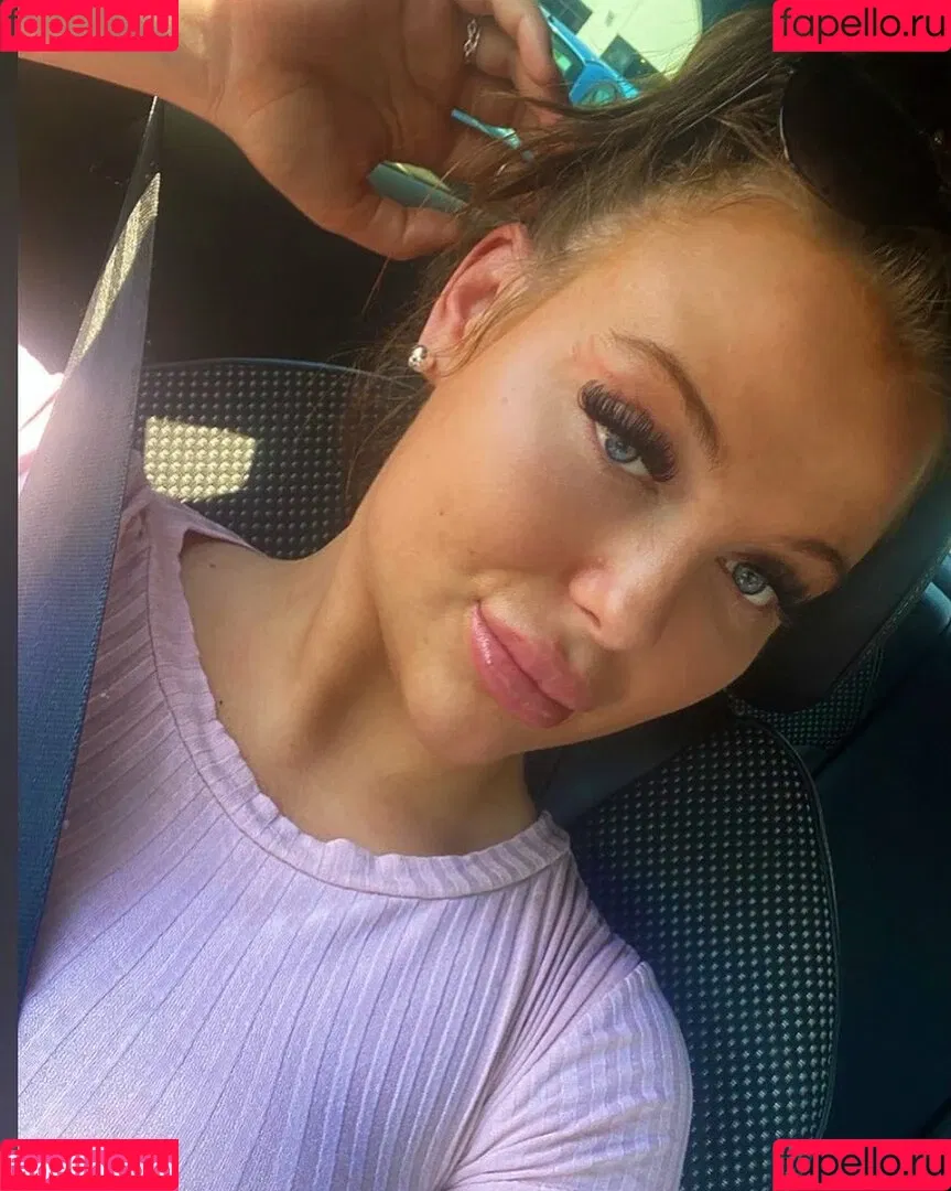 Bobbie Cook Onlyfans Photo Gallery 