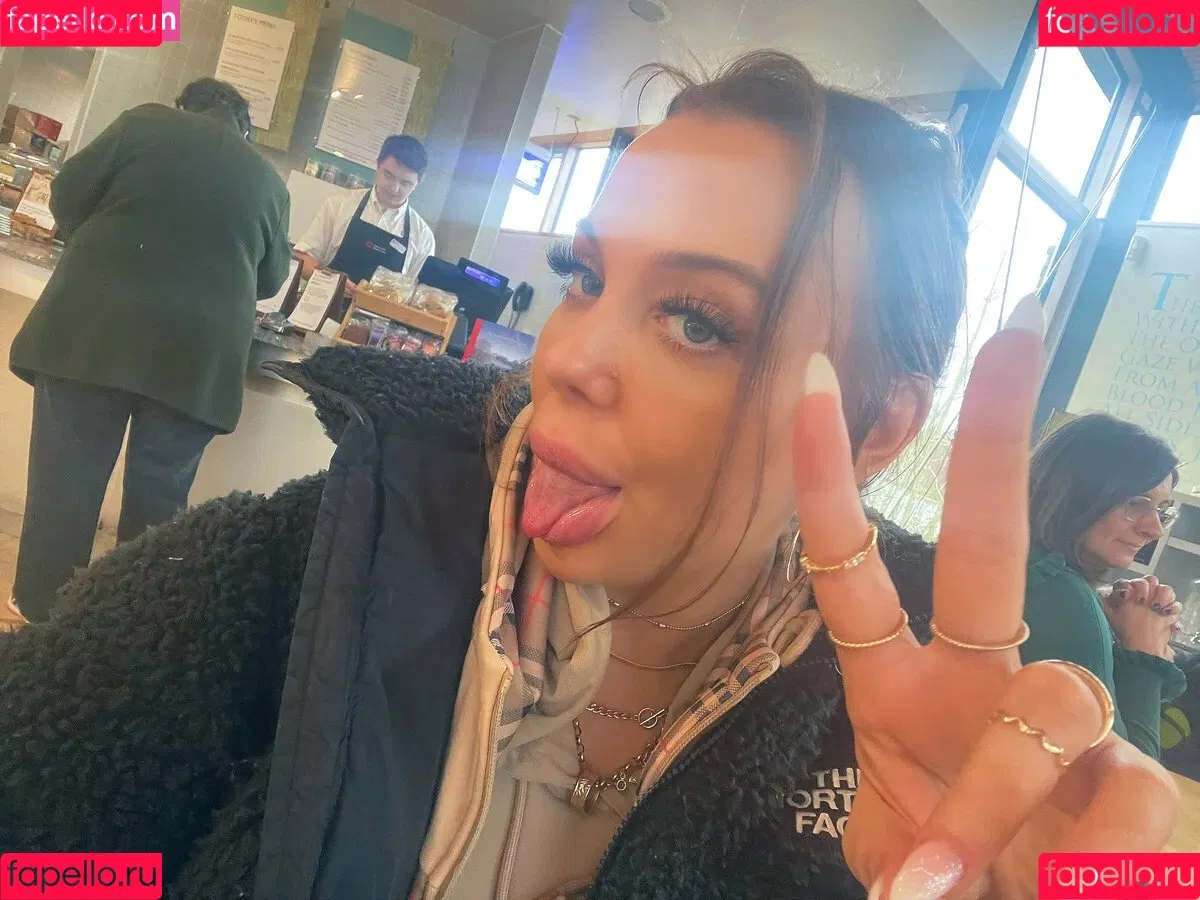 Bobbie Cook Onlyfans Photo Gallery 
