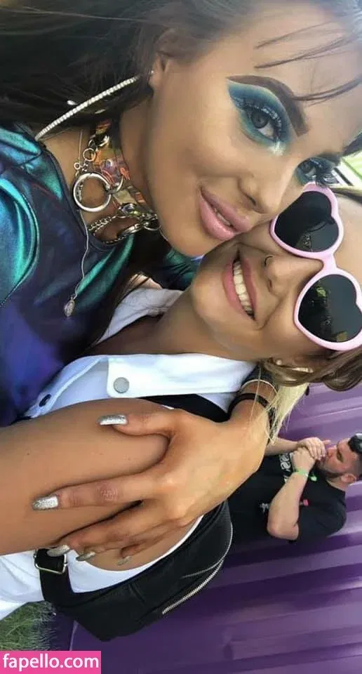 Bobbie Cook Onlyfans Photo Gallery 