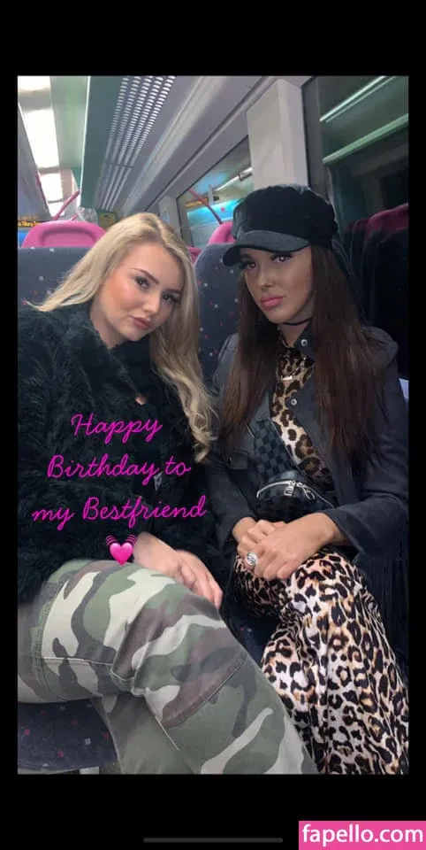 Bobbie Cook Onlyfans Photo Gallery 