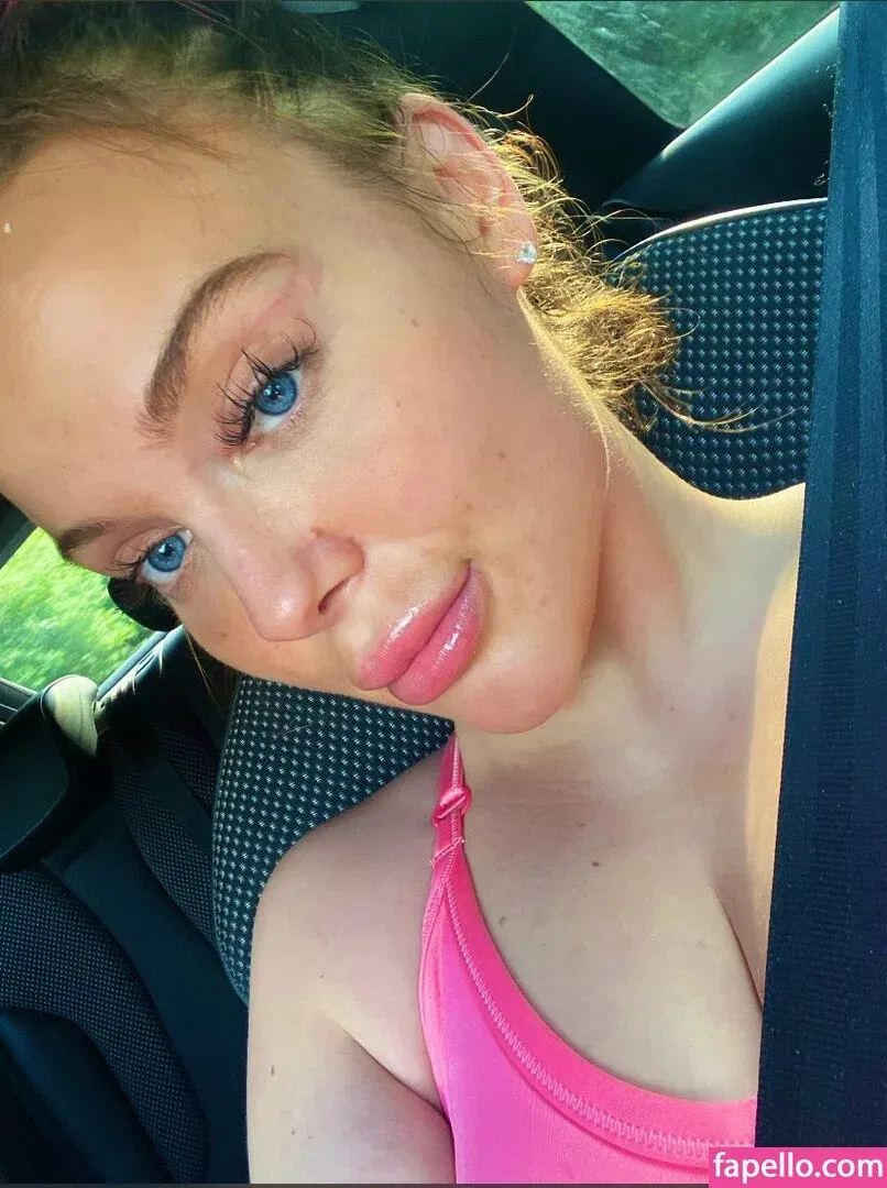 Bobbie Cook Onlyfans Photo Gallery 