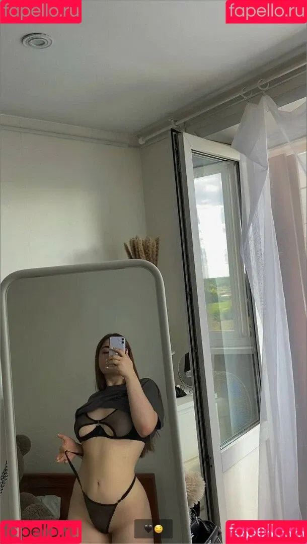 solntseaall Onlyfans Photo Gallery 