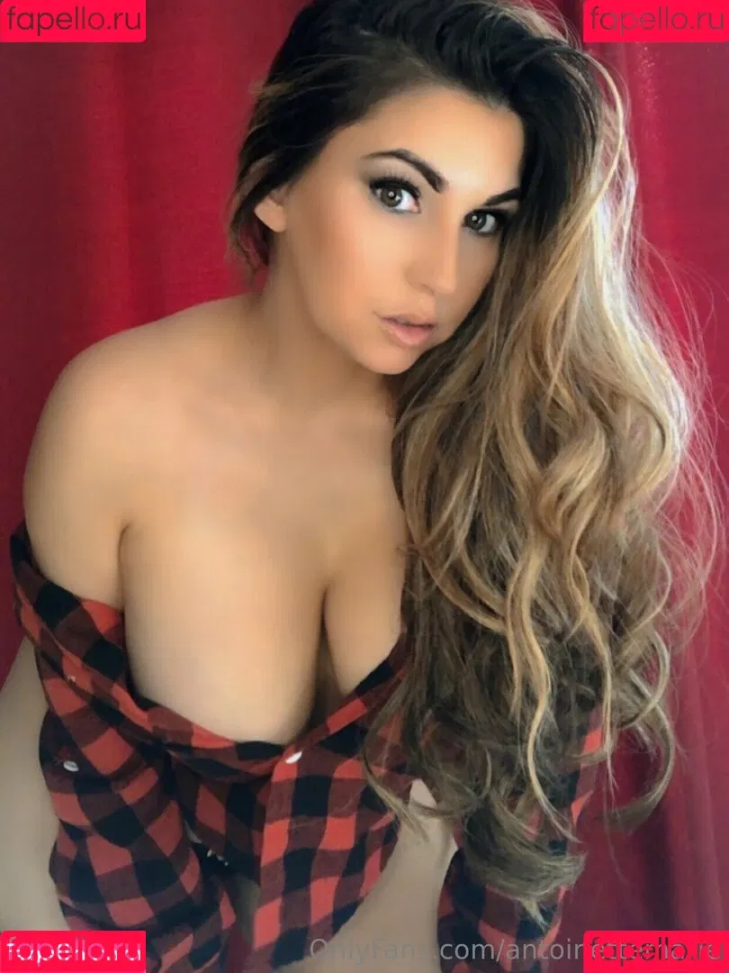 antoinettemarie Onlyfans Photo Gallery 