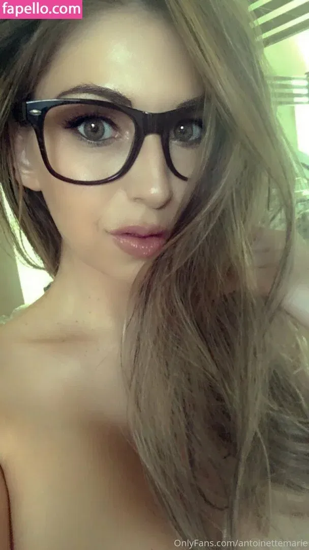 antoinettemarie Onlyfans Photo Gallery 