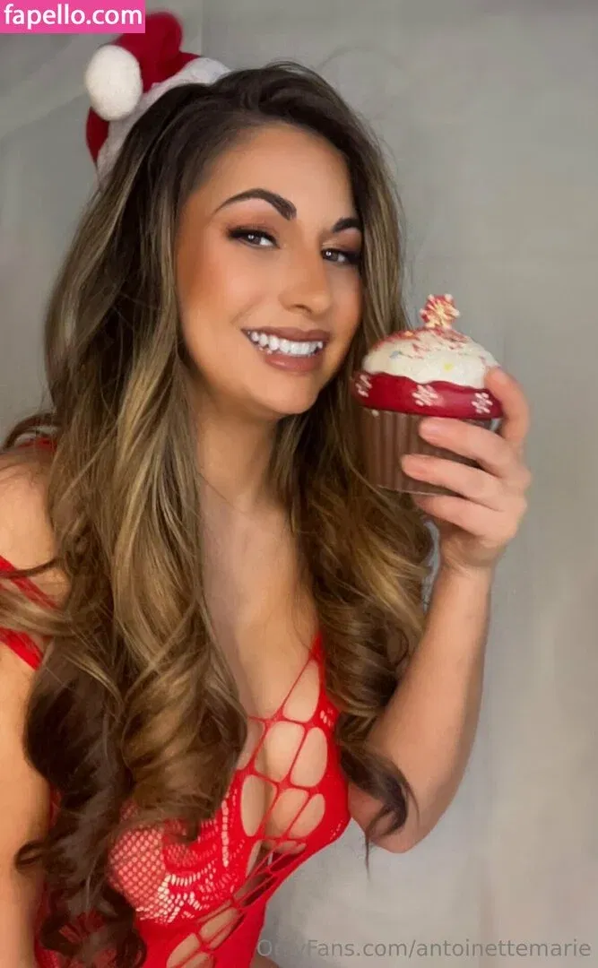antoinettemarie Onlyfans Photo Gallery 