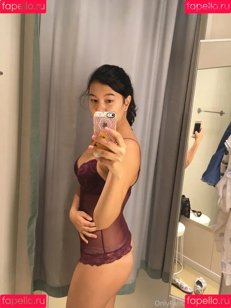 liskissesf Onlyfans Photo Gallery 