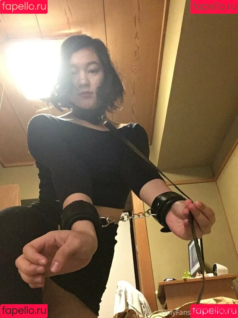 liskissesf Onlyfans Photo Gallery 