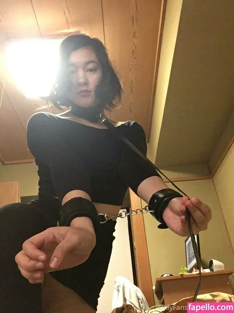 liskissesf Onlyfans Photo Gallery 