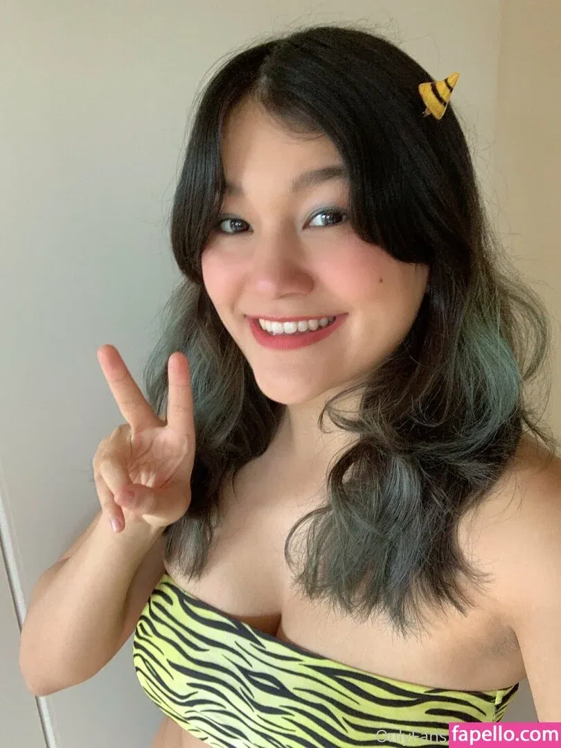 liskissesf Onlyfans Photo Gallery 