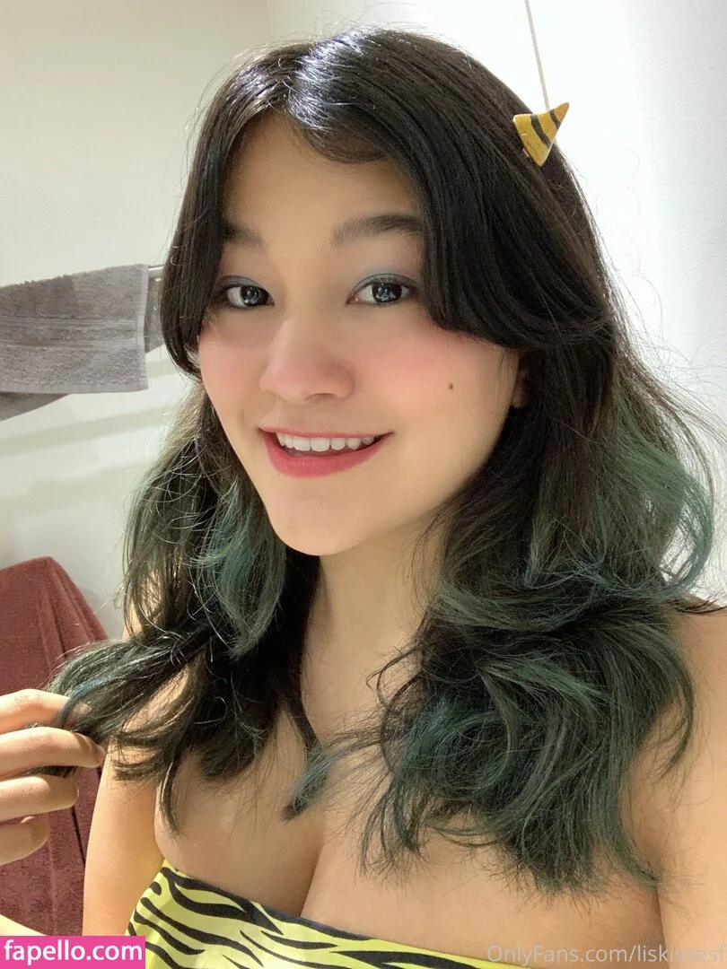 liskissesf Onlyfans Photo Gallery 