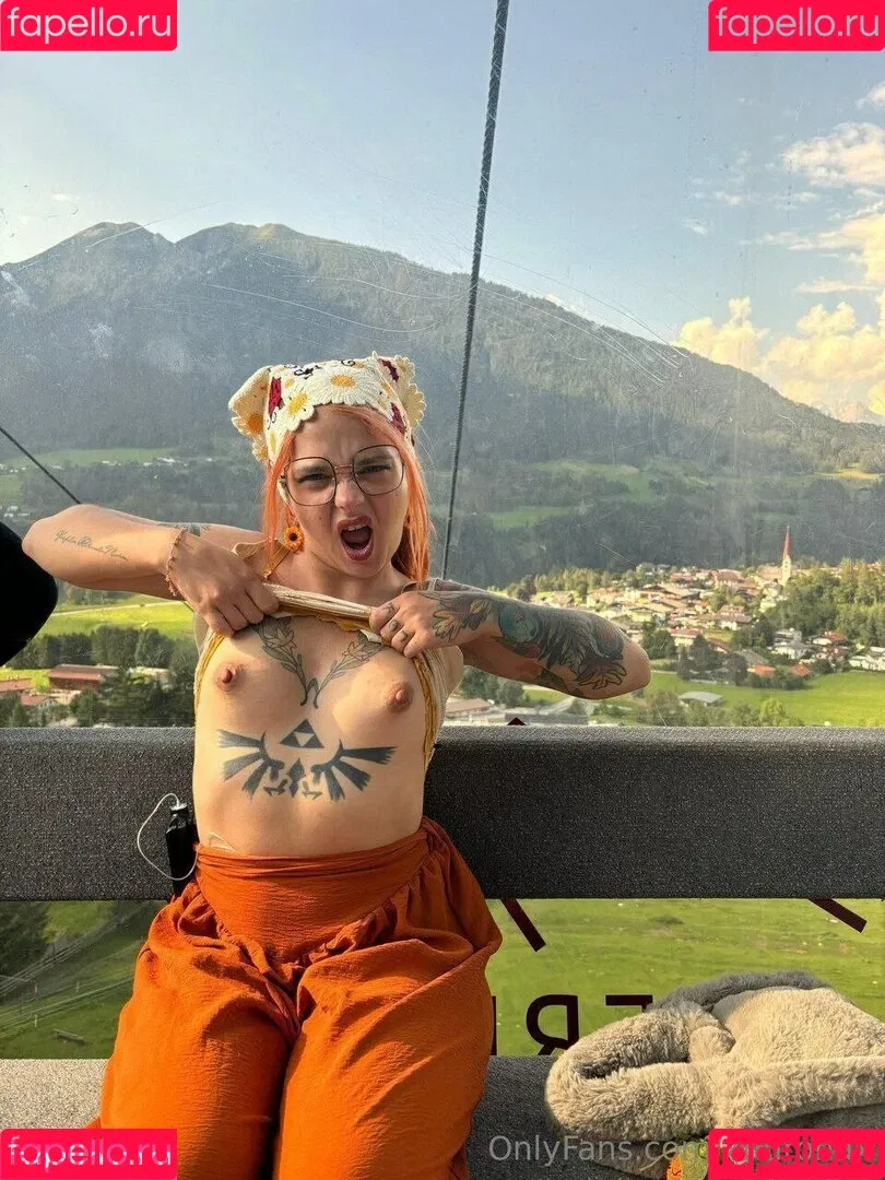 xhuronax Onlyfans Photo Gallery 