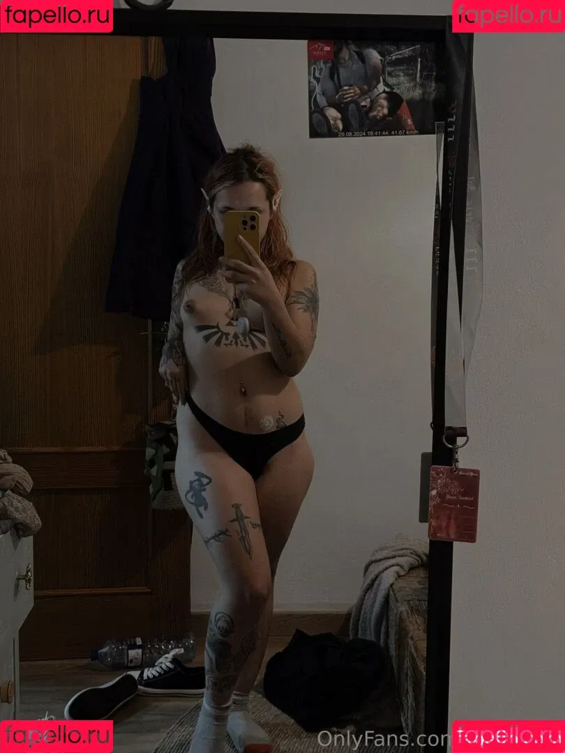 xhuronax Onlyfans Photo Gallery 